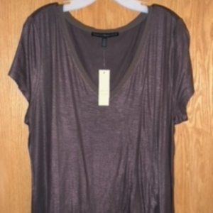 WHMB Everyday V-Neck Tee